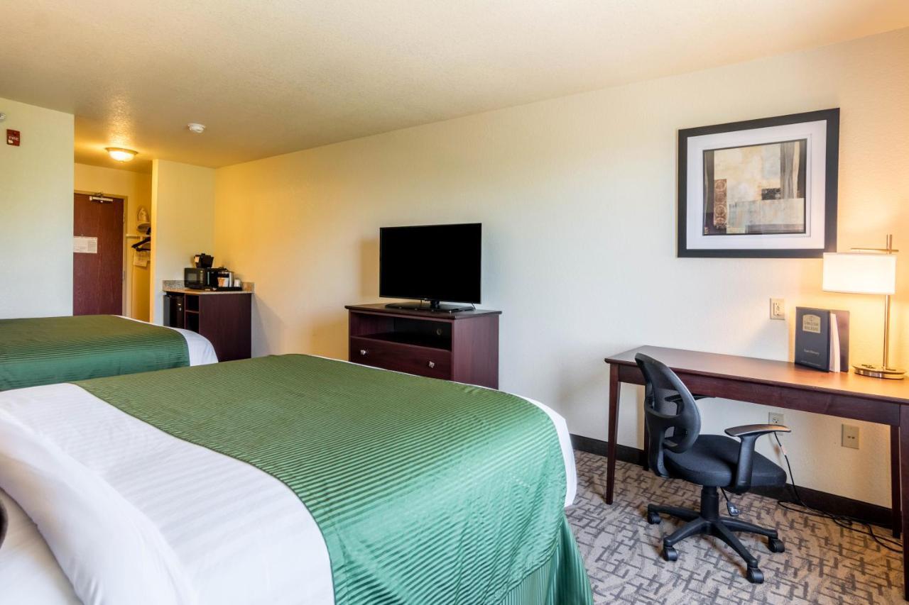 Cobblestone Hotel&Suites - Erie Buitenkant foto